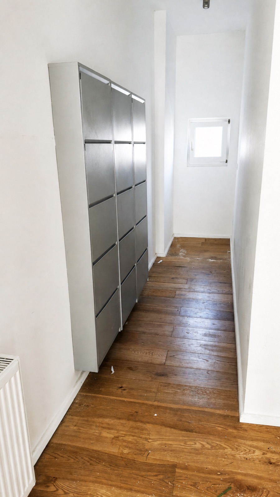 Flur nach der Entrümpelung