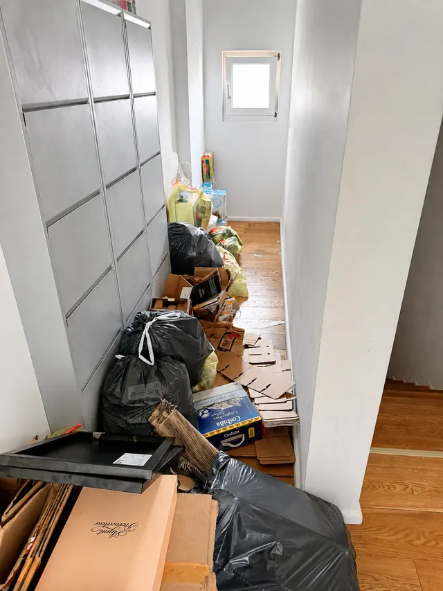 Flurbereich vor der Entrümpelung